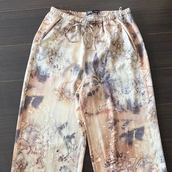 ZARA Full Length Printed Brown satin Women's Pants, Small - Picture 5 of 10